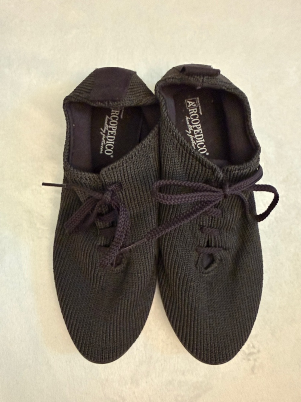 Arcopedico | LS Knit Shocks Vegan Walking Sneakers Black (EU 41 / US 9.5-10) - Picture 4 of 13